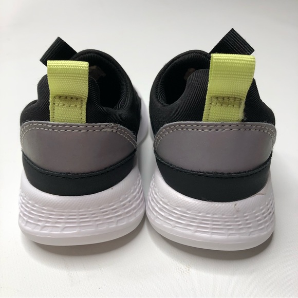 Toddler Boy Shoes Cat & Jack Slide On Black Elastic Closure Comfy Sneakers Sz 6 - Picture 6 of 6